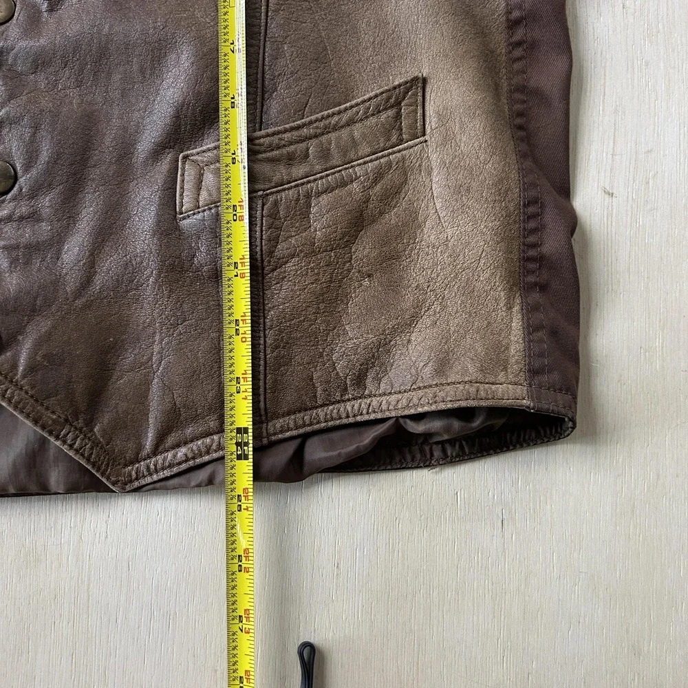Adventure Bound By Wilsons Vest Mens Medium Brown Leather Biker Lined Snap Front